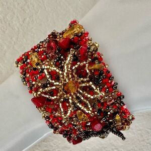 Red beaded flower bracelet